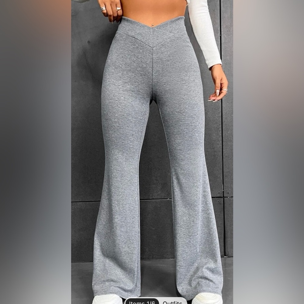 V waist gray flare leg pants size large